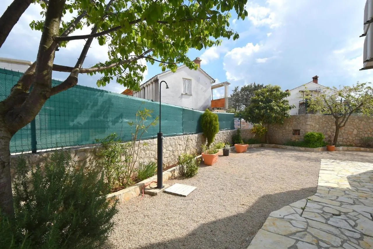 Casa vacanze Apartments And Rooms Letizia Dobrinj