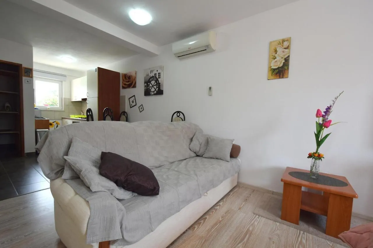 Apartments And Rooms Letizia Dobrinj Chorvatsko