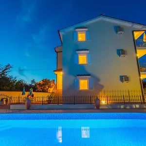 Penzion Luxury Palmer Krk, Dobrinj