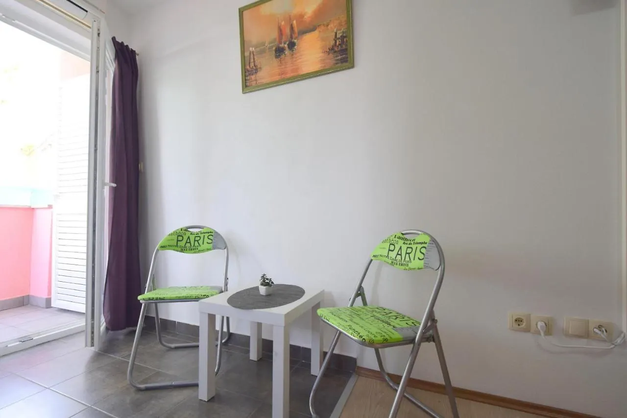 Apartments And Rooms Letizia Dobrinj Holiday home