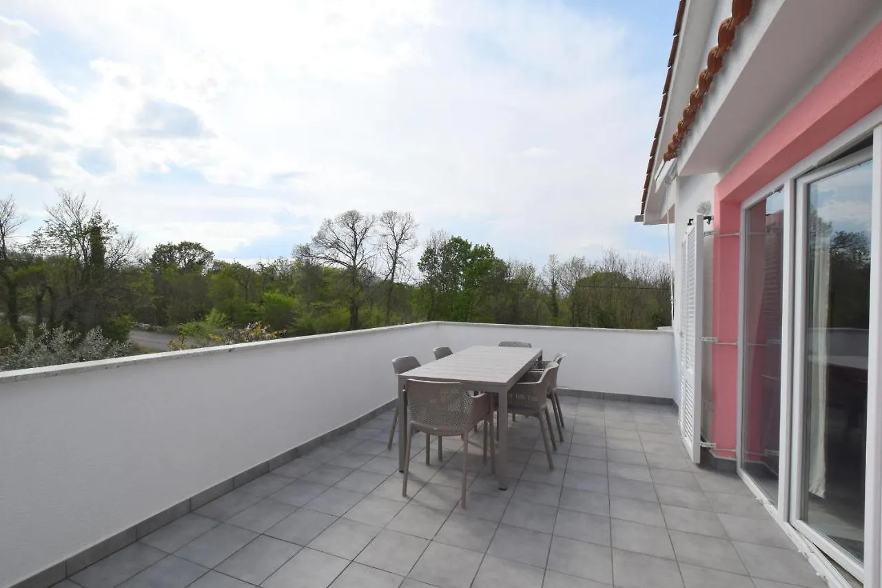 Apartments And Rooms Letizia Dobrinj Croatia